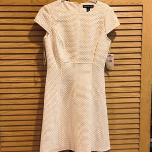 NWT - White A-line dress with cap sleeves and diamond pattern